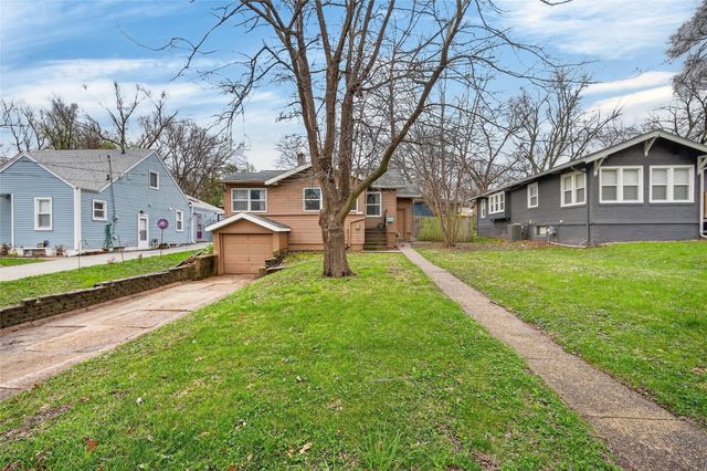 624 Rose Avenue, Des Moines, IA 50315