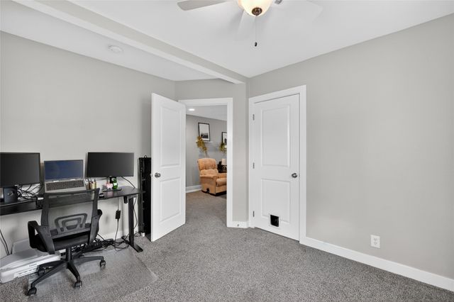 624 Rose Avenue, Des Moines, IA 50315