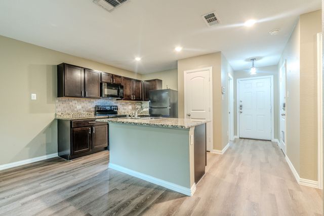 1312 Dawn Court, Pelican Bay, TX 76020