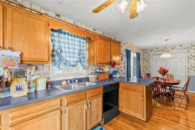 196 Lambeth Drive, Hiram, GA 30141