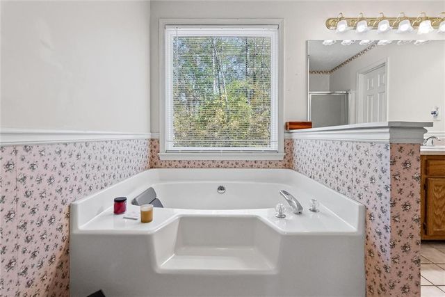 196 Lambeth Drive, Hiram, GA 30141