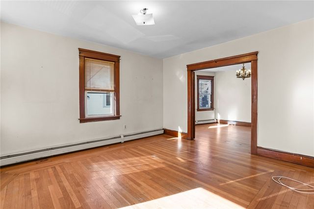 295 Vermont Avenue, Providence, RI 02905