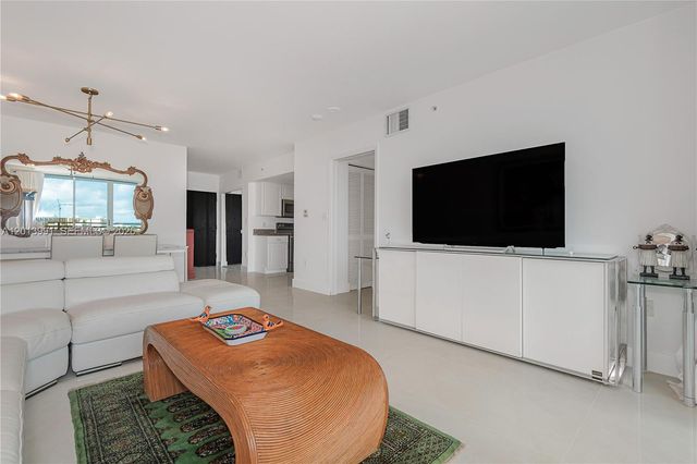 90 ALTON RD 1007, Miami Beach, FL 33139