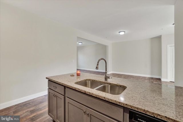 140 RIDGEFIELD DR, Elizabethtown, PA 17022
