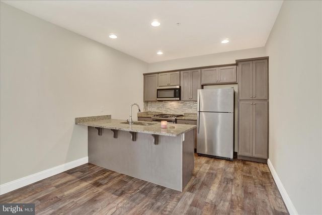140 RIDGEFIELD DR, Elizabethtown, PA 17022