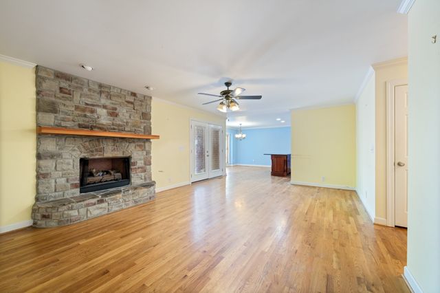 202 Oxford Pl, Gallatin, TN 37066