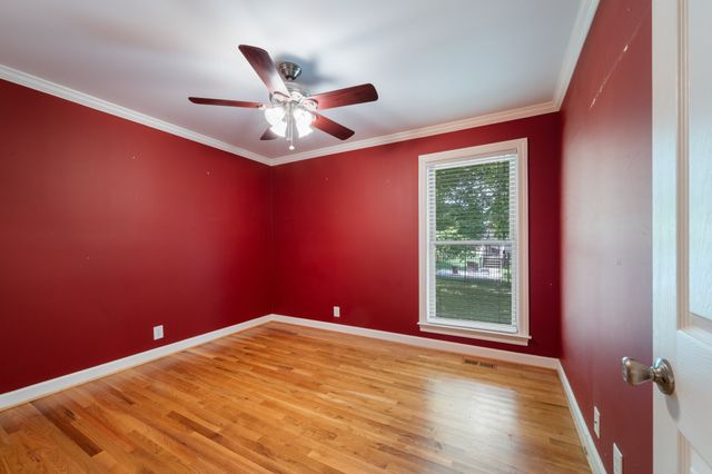 202 Oxford Pl, Gallatin, TN 37066