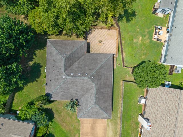 202 Oxford Pl, Gallatin, TN 37066