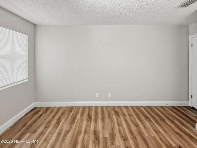 6628 PINE SUMMIT Drive, Jacksonville, FL 32211