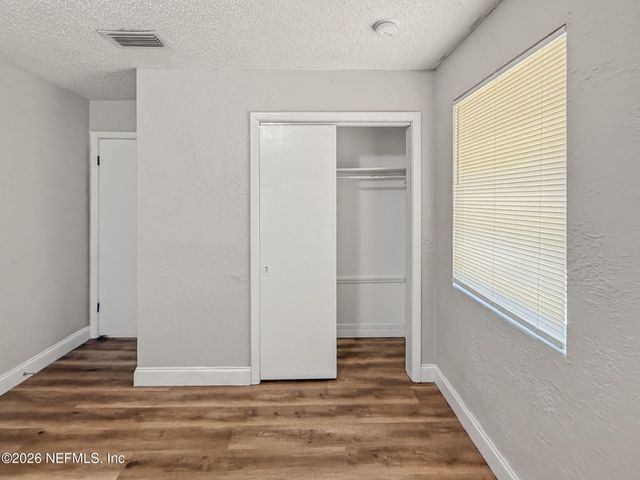 6628 PINE SUMMIT Drive, Jacksonville, FL 32211