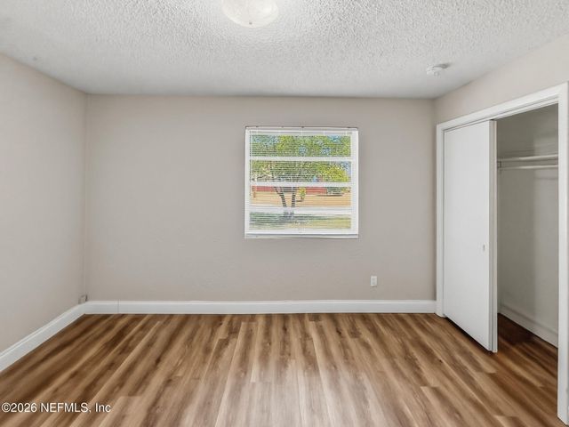 6628 PINE SUMMIT Drive, Jacksonville, FL 32211