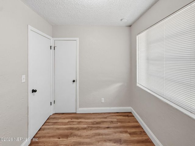 6628 PINE SUMMIT Drive, Jacksonville, FL 32211
