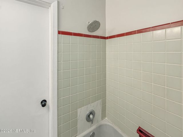 6628 PINE SUMMIT Drive, Jacksonville, FL 32211