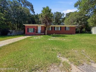 6628 PINE SUMMIT Drive, Jacksonville, FL 32211