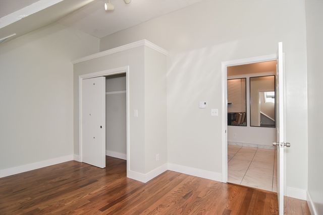 349 Beacon Street D, Lowell, MA 01850