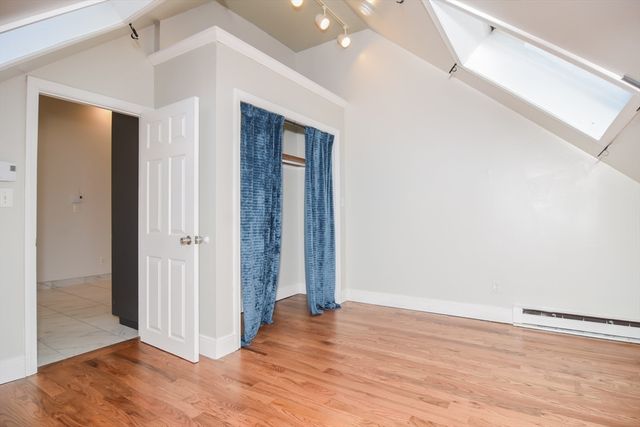 349 Beacon Street D, Lowell, MA 01850