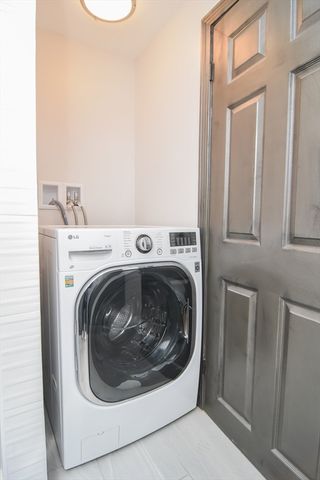 349 Beacon Street D, Lowell, MA 01850