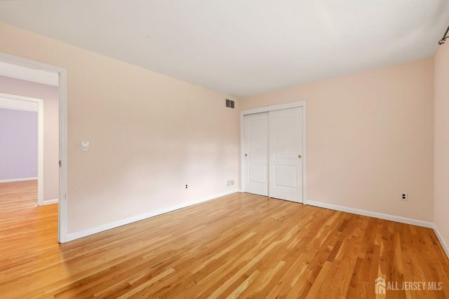 83 Hidden Lake Drive, North Brunswick, NJ 08902