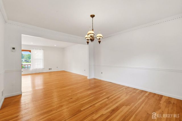 83 Hidden Lake Drive, North Brunswick, NJ 08902