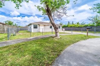 705 NW 13th Ter, Florida City, FL 33034