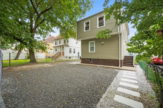 726 E 6Th St 2, Plainfield City, NJ 07062