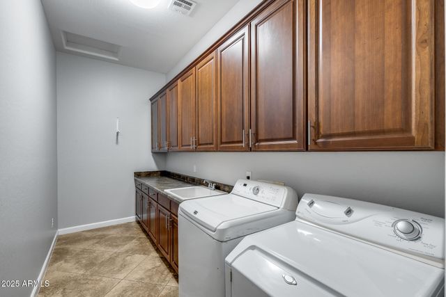 3160 E POWELL Place, Chandler, AZ 85249