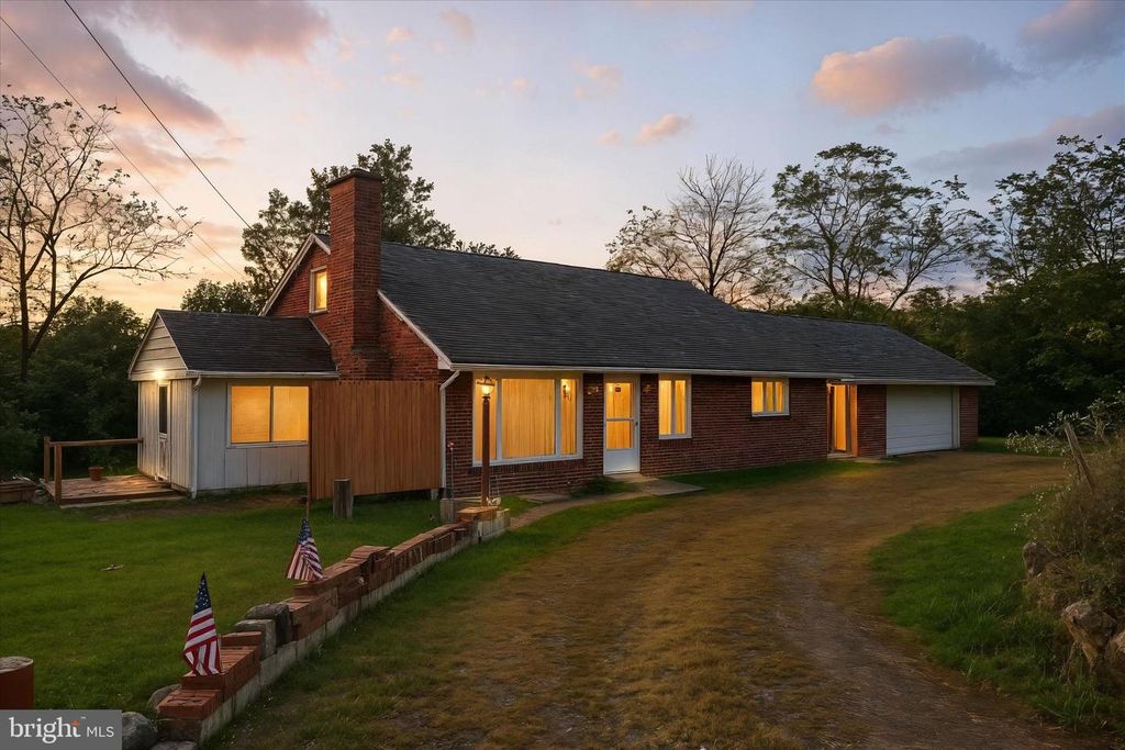8345 PAXTON ST, Hummelstown, PA 17036