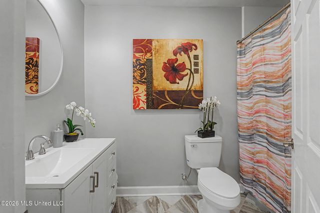 400 Salem Avenue, Holly Springs, MS 38635