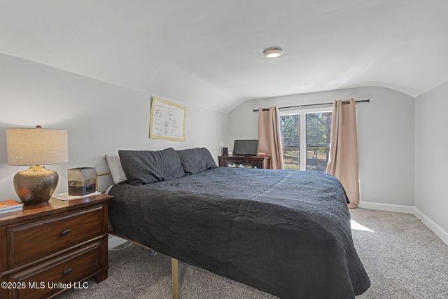 400 Salem Avenue, Holly Springs, MS 38635