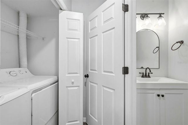 4253 BRENTWOOD PARK CIRCLE, Tampa, FL 33624