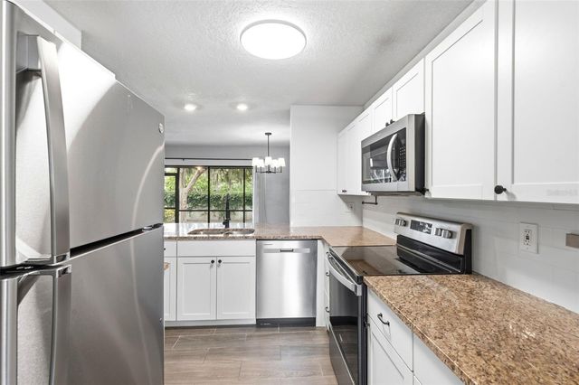 4253 BRENTWOOD PARK CIRCLE, Tampa, FL 33624