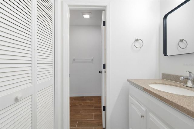 4253 BRENTWOOD PARK CIRCLE, Tampa, FL 33624