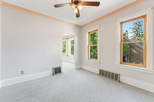3676 S 1st STREET, Milwaukee, WI 53207
