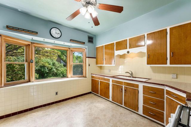 3676 S 1st STREET, Milwaukee, WI 53207