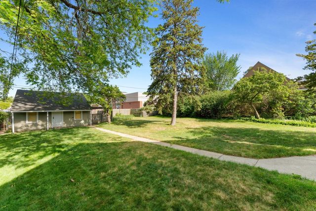 3676 S 1st STREET, Milwaukee, WI 53207