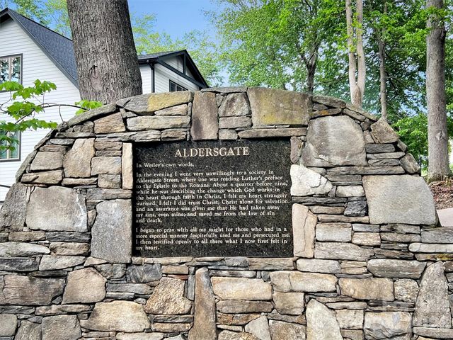 186 Aldersgate Road, Waynesville, NC 28786