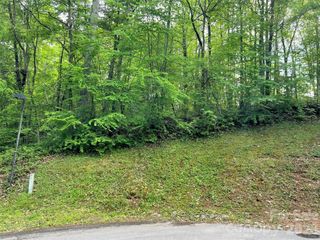 186 Aldersgate Road, Waynesville, NC 28786