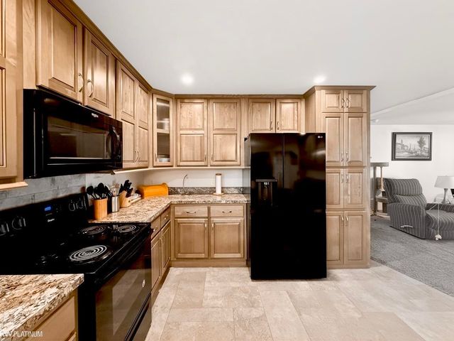 37151 Millstone Trail, New Haven, MI 48048