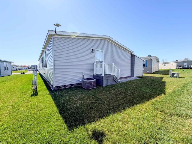 37151 Millstone Trail, New Haven, MI 48048