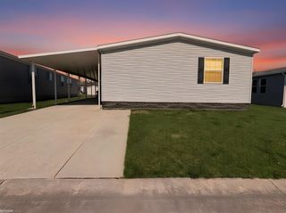37151 Millstone Trail, New Haven, MI 48048