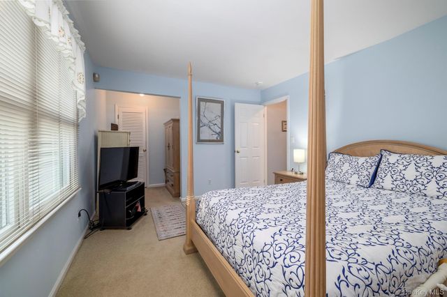 146 Lincoln Street, Garden City, NY 11530