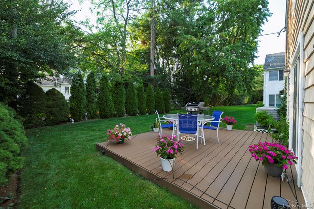 146 Lincoln Street, Garden City, NY 11530