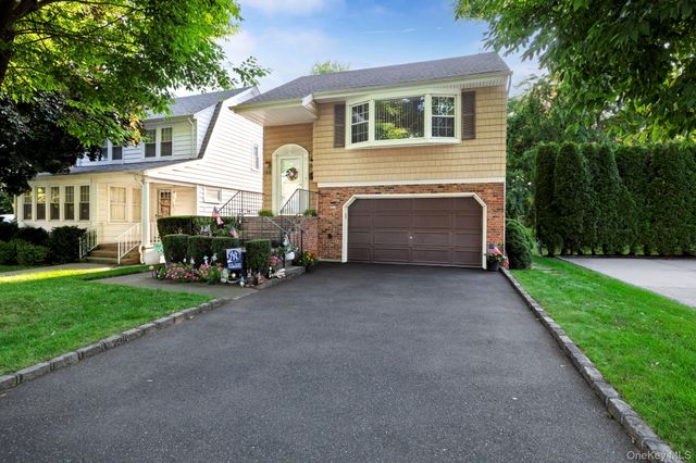 146 Lincoln Street, Garden City, NY 11530