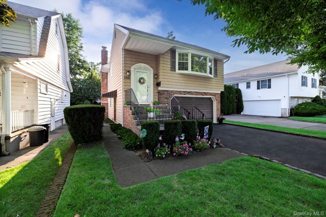 146 Lincoln Street, Garden City, NY 11530