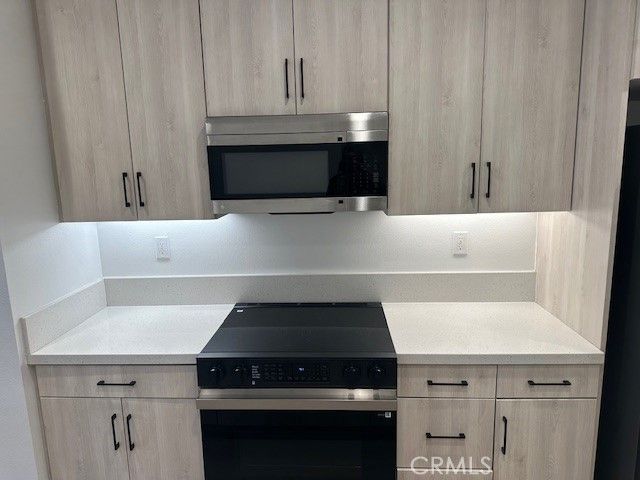 828 S Harbor, Santa Ana, CA 92704