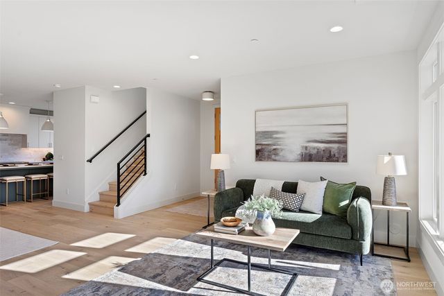 9313 132nd Avenue NE, Kirkland, WA 98033