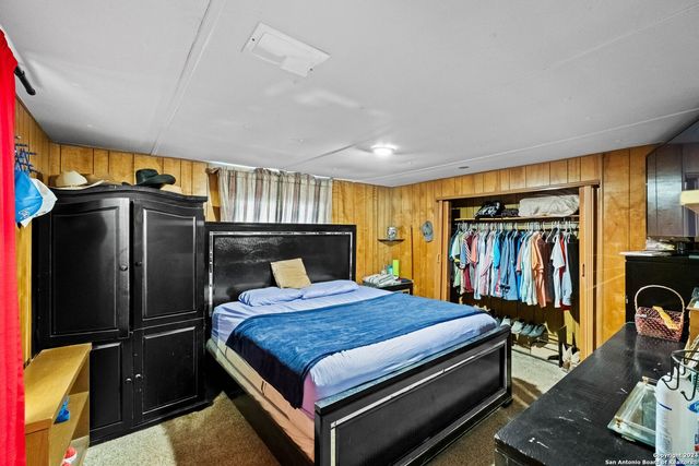 626 Flintstone Dr, Canyon Lake, TX 78133