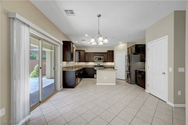 5673 Oak Bend Drive, Las Vegas, NV 89135