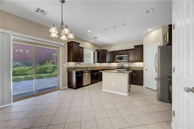 5673 Oak Bend Drive, Las Vegas, NV 89135