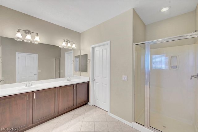 5673 Oak Bend Drive, Las Vegas, NV 89135